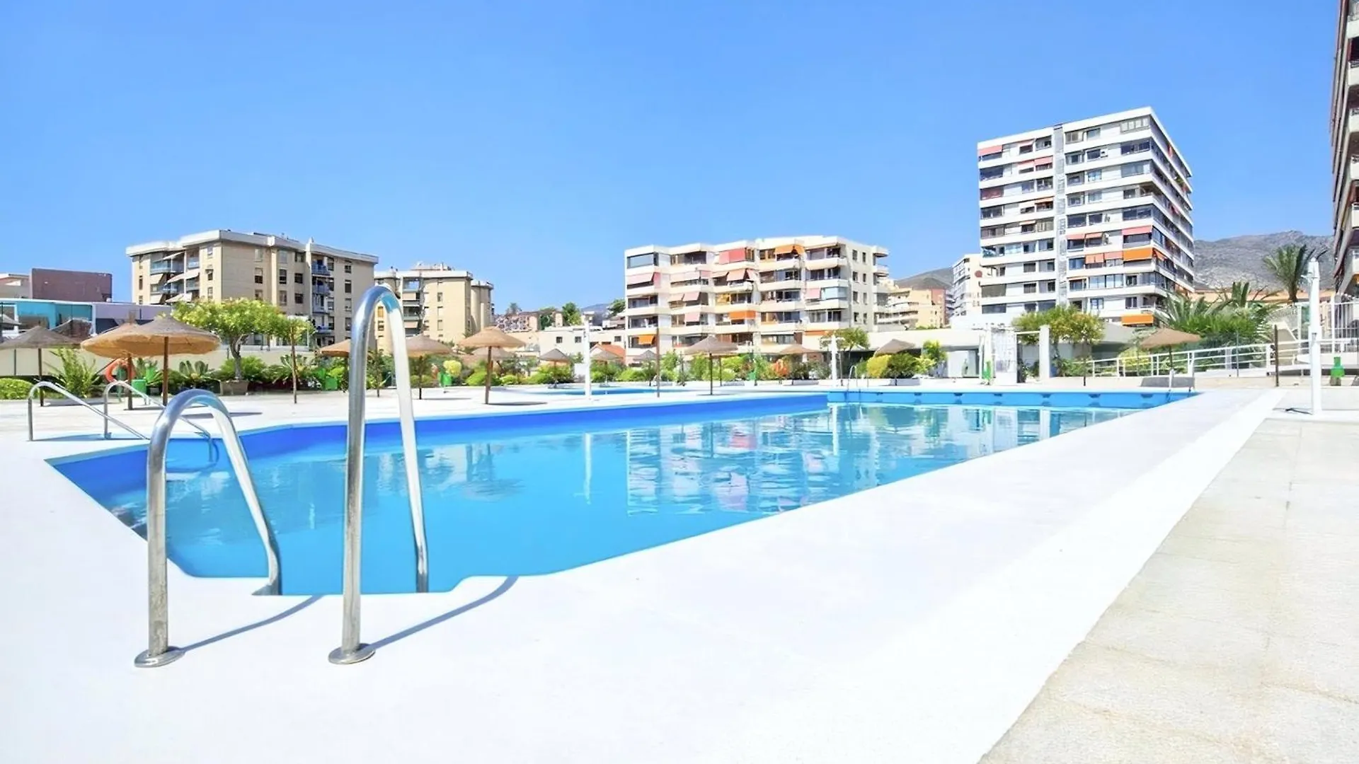 Oasis Sea & Sky - La Nogalera Apartment Torremolinos