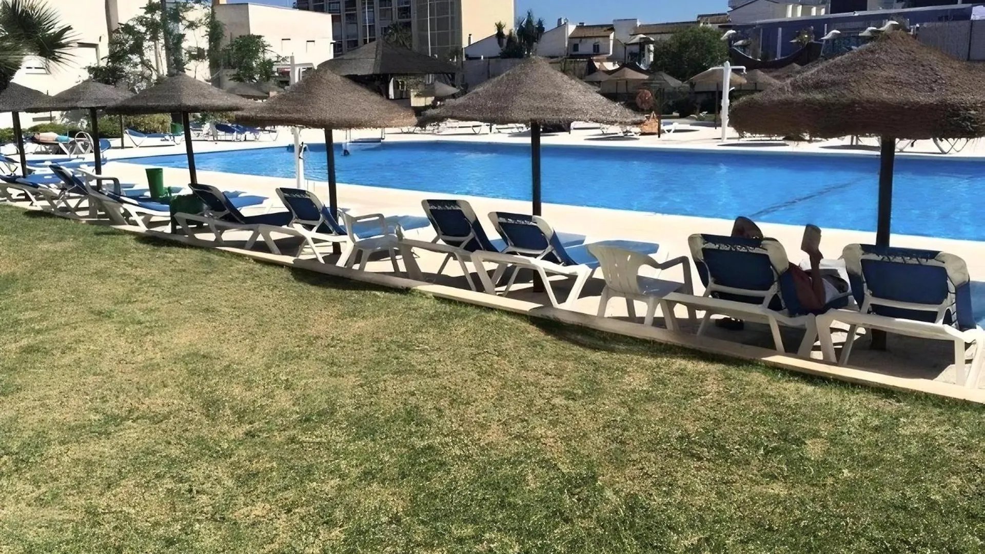 Oasis Sea & Sky - La Nogalera Apartment Torremolinos Spain